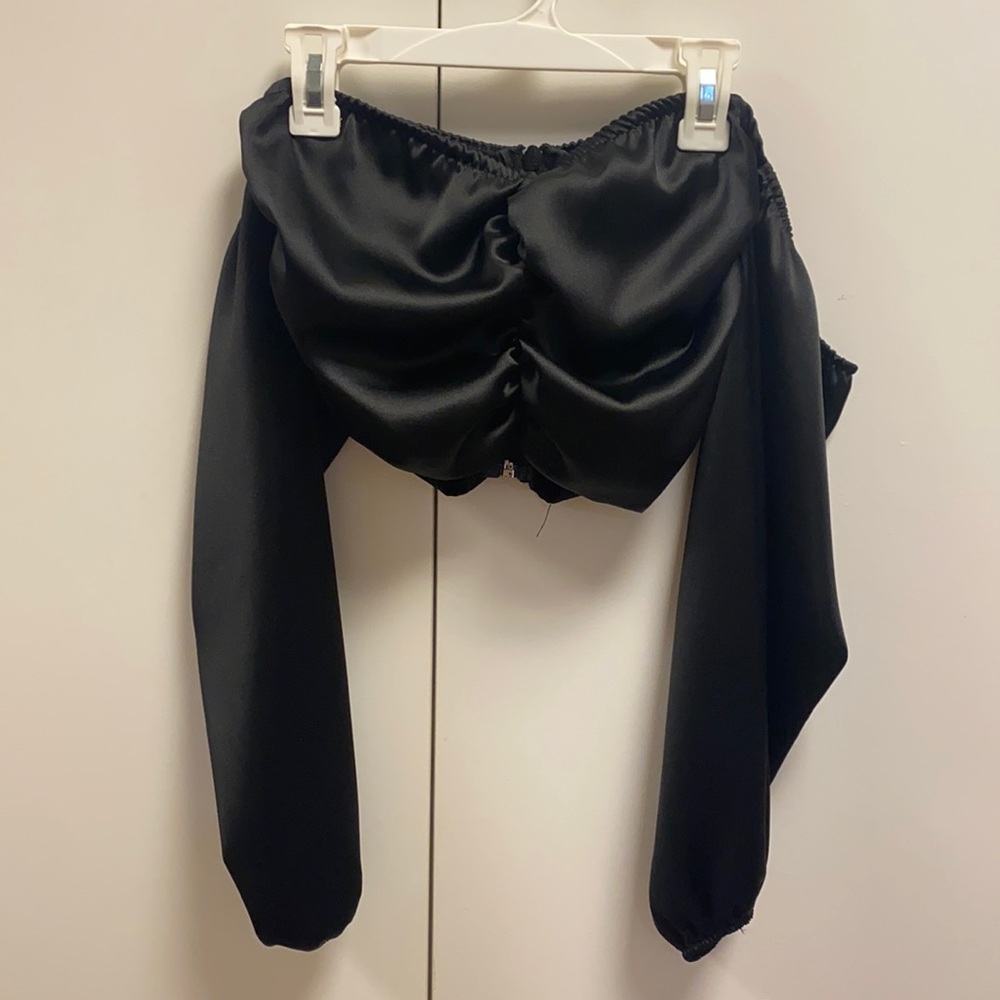 Off Shoulder Ruched Crop Top